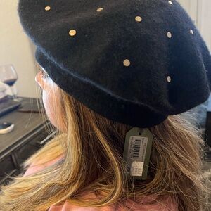 Black Girls' Beret with Gold Stud Accents - Kids Accessories